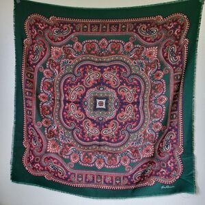 EUC VINTAGE GIM RENOIR GREEN RED PAISLEY LARGE HANKY / SCARF
